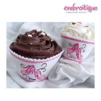Cupcake Wrapper and Topper Set - Glass Slippers, 3 image