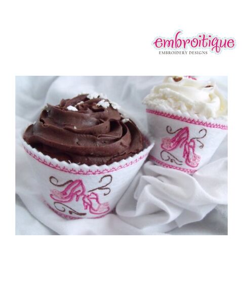 Cupcake Wrapper and Topper Set - Glass Slippers, 3 image