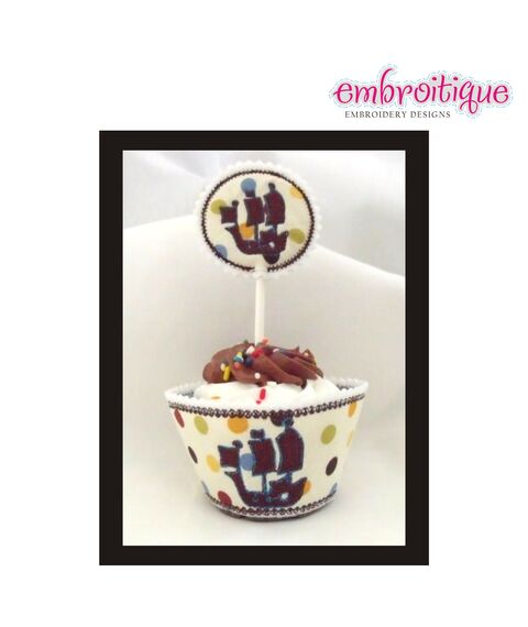 Cupcake Wrapper and Topper Set - Pirate Ship