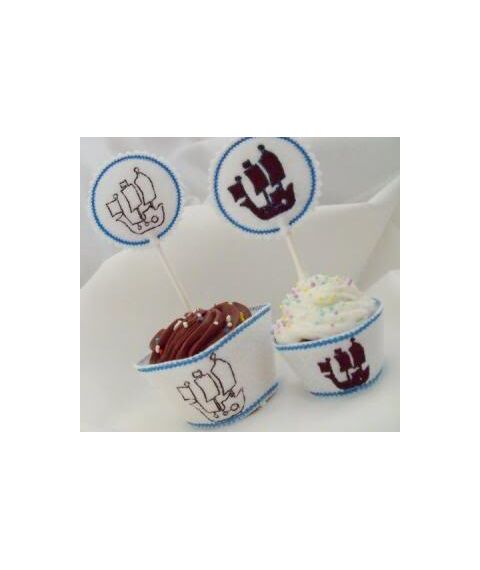 Cupcake Wrapper and Topper Set - Pirate Ship, 2 image