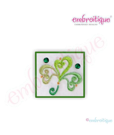 Ornate Curly Shamrock - Small