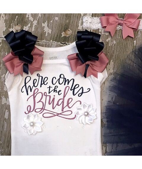 Here Comes the Bride Calligraphy Script  Wedding Embroidery Design